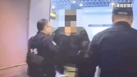 台北車站M7爆隨機攻擊　男出腳猛踹2大學生遭逮