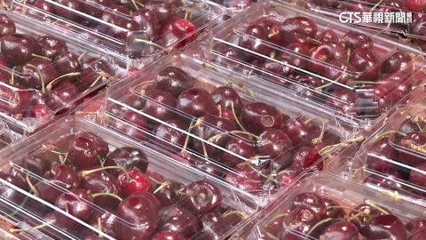 櫻桃價格大跳水跌近30%　傳統市場.超市折扣戰PK