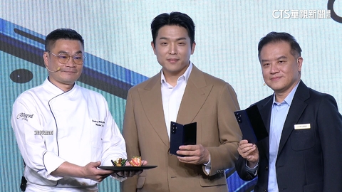 被詐騙盯上！餐廳爆「假票券」　安成宰親示警：非官方發行