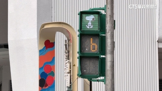 史努比陪你過馬路！　台中逢甲創新號誌盼提高交通安全