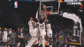 預約年度最佳灌籃！　魔術Black「一打四」驚天隔扣