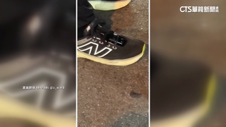 逢甲偷拍狼出沒　鞋綁相機靠近短裙女　警：掌握嫌疑人