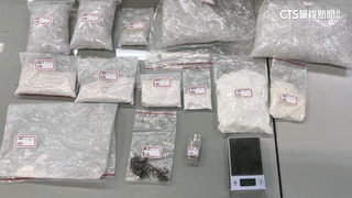 車上揪「不明粉末」駕駛拒檢！　開車衝撞警.警開3槍阻止