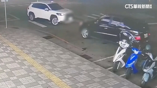 疑債務糾紛2車追逐自撞　警查獲車內藏槍毒