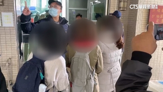 7旬婦倒垃圾遇死劫　3女兒抵殯儀館哀慟會同檢察官相驗