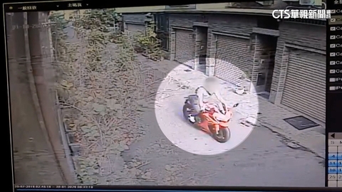 鄰控警兒騎無牌重機炸街.父「仗警職欺壓」　父：毀譽提告