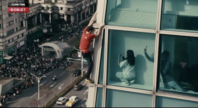 蹲101窗邊拍攝Alex Honnold挨轟　女子發文道歉網友送暖 | 華視新聞