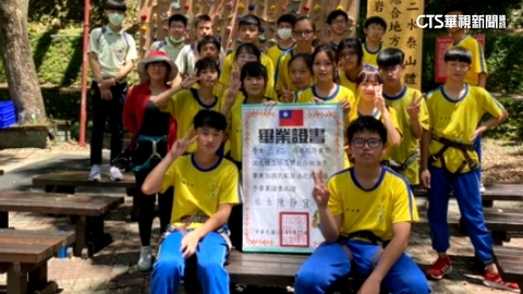 台版Alex搖籃！　彰化二水國中攀岩15m才能畢業
