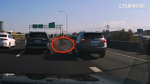 詭異巧合！男砍人衝國道遭撞　駕駛是被害者朋友