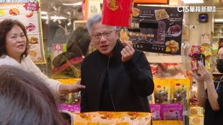 輝達投資OpenAI千億卡關？　黃仁勳：關係並未改變