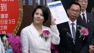 稱曾回中國申請放棄國籍遭拒　李貞秀喊「熱愛台灣」：唯一效忠中華民國