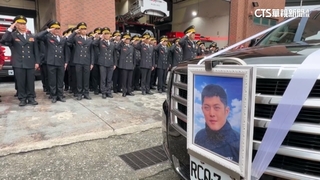 勇消詹能傑殉職今公祭　同仁喊「任務結束」淚別英雄