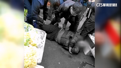 【台語新聞】苗栗爆悚砍! 警頭中刀濺血 開2槍阻「男胸中彈不治」