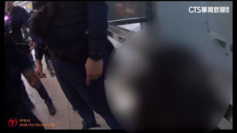 北捷中山站驚魂! 男「口袋插水果刀」 警狂奔逮人