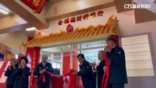 名廟「財神銀行」揭牌　民擲筊求財運喊「馬上有錢」