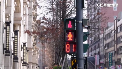 【台語新聞】「跳跳馬」躍上紅綠燈! 竹市推春節限定款 民眾讚應景