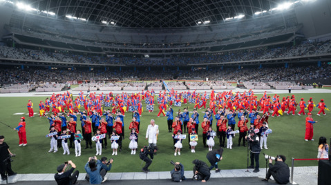 鴻海尾牙抽千萬特別獎 4人不在遭重抽!網曝「籤筒名單」內幕