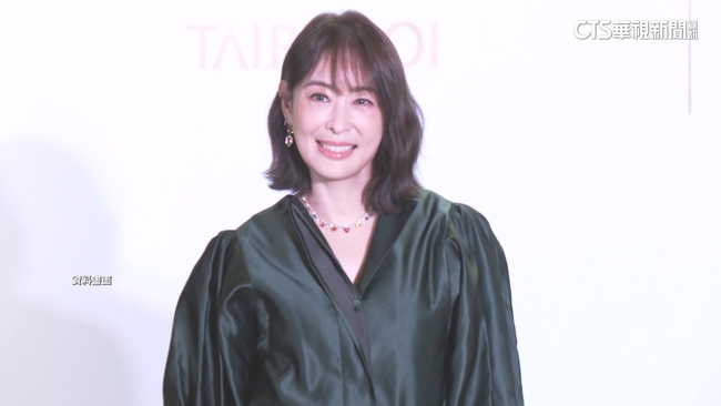 造訪義光教會挨轟「作秀」　賈永婕再吐心聲：我愛我的國家 | 華視新聞