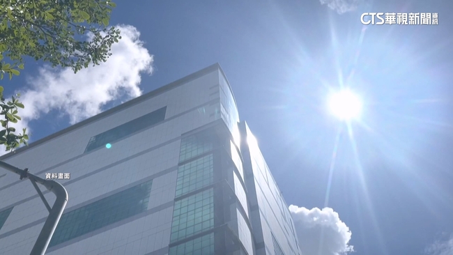 週末迎溫暖好天氣　粉專提醒「冬衣別太早收」：年假尾聲還有較強冷空氣報到 | 華視新聞