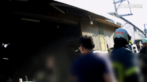 切割鐵桶突彈開擊中工人 命危送醫恢復生命跡象