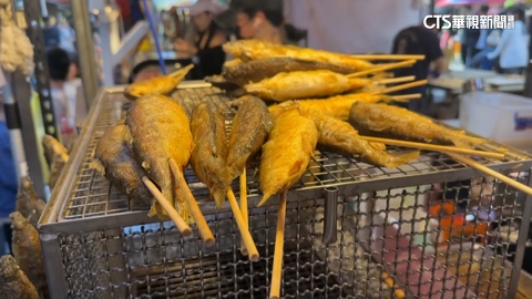 年貨街攤販控偷錢並動粗 鄰攤氣炸報警:好心幫收錢