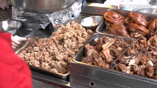 過除夕！　濱江市場超熱鬧　民眾搶買三牲拜地基主