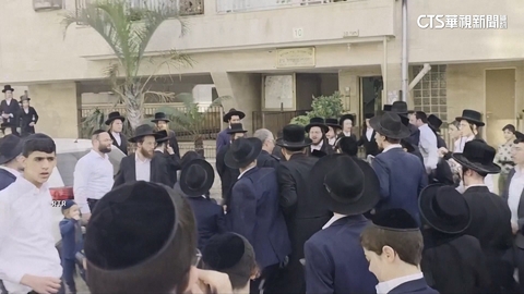 以色列拉人入伍引眾怒 極端正統教徒追打女兵