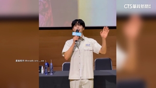 男神朴寶劍簽售會！穿制服化身學長　寵粉過小年夜