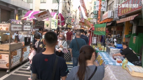 新樂街攤位詐騙！9攤商還未開張先損6萬　警火速逮人