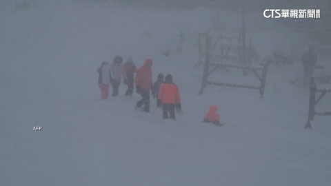 阿爾卑斯山新雪達2公尺深 雪崩頻傳雪場急封閉