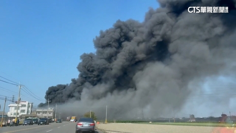 濃煙竄天！雲林回收場驚傳火警　煙塵飄向4鄉鎮
