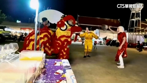 泰警喬裝舞獅隊擒賊　迅雷行動撲倒小偷