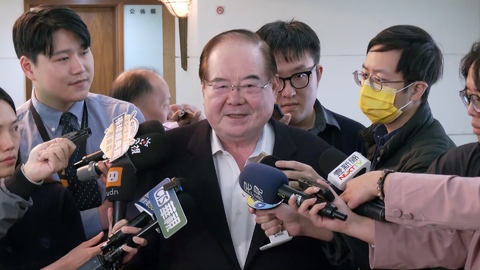 李乾龍曝預計3/11正式徵召李四川 與黃國昌比民調協商