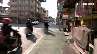 標線型人行道過寬亂象？　汽機車違規「人車爭道」