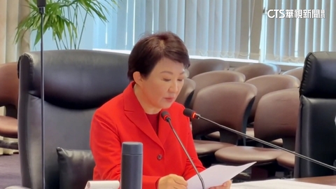 陪家人？　8年市長首缺席新春團拜　盧秀燕上班避談