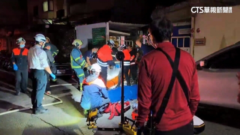 北投大樓「2工人昏迷倒臥水塔」　　消防大量人車馳援