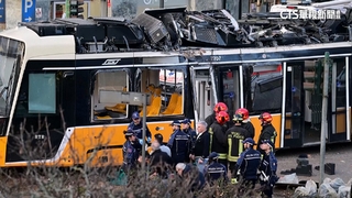 義大利米蘭電車出軌撞商店櫥窗　造成2死40傷
