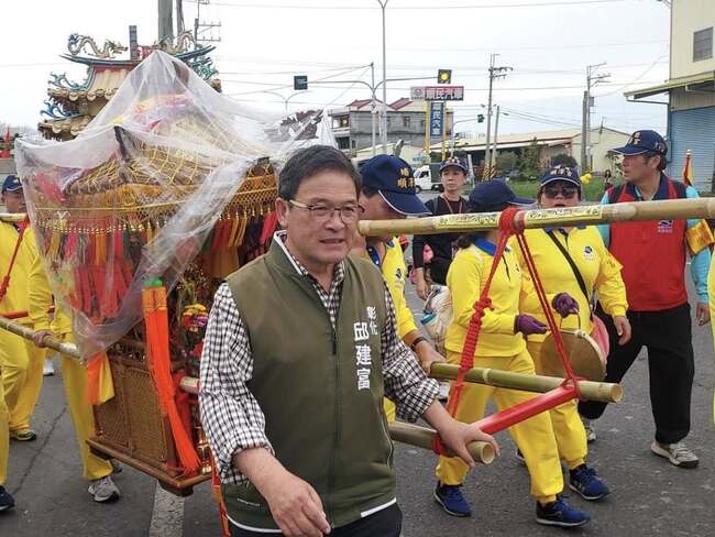 謝典霖拋「非綠大聯盟」邀請　邱建富：絕不可能加入他黨、堅守原有立場 | 華視新聞