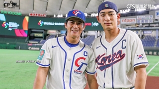 台韓隊長「雙帥合體」　陳傑憲變迷弟羞喊：完成心願