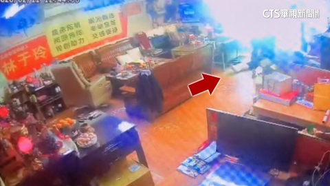 吃檳榔吃到「倒吊子」！　男昏迷倒地無呼吸急救搶命