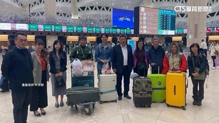 戰火波及領空關閉　台灣旅客組「自救團」包車逃離卡達