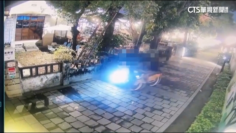 勝利星村攻擊案！疑擋道糾紛　男載女兒遭便當毆頭