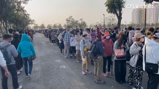 燈會單日賞燈破200萬人次　接駁車人潮如媽祖遶境