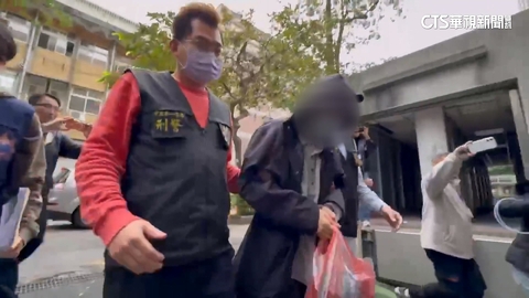 自稱「神的使者」要抓共產黨　男持利器闖總統府遭壓制