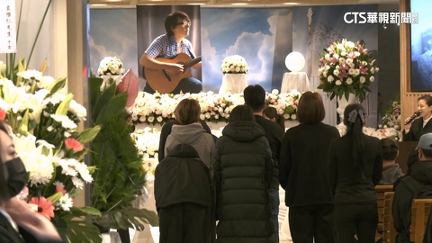 袁惟仁告別式「眾星送別」　好友張宇低調到場追悼