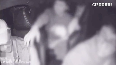 醉失控！乘客不滿被請下車　怒打螢幕拍司機手臂