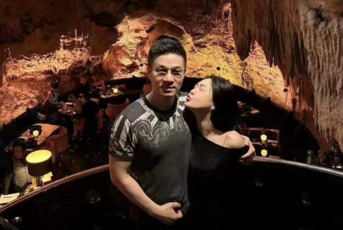 遭爆被許雅鈞傳「大S出殯照」搭訕　女粉絲5點聲明駁斥：純屬捏造