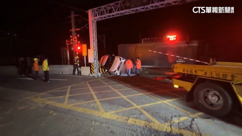 【台語新聞】副站長疑蹺班闖平交道挨撞肇逃　台鐵：調職究責