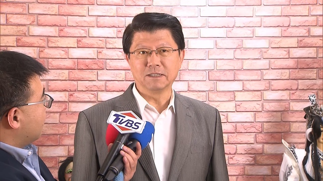 謝龍介拋3政見「市長工作到11點」　每週2次直播接市民Call in | 華視新聞