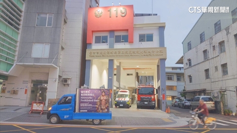 消防猛男照超吸睛！　廣告車沿路招募救災義消